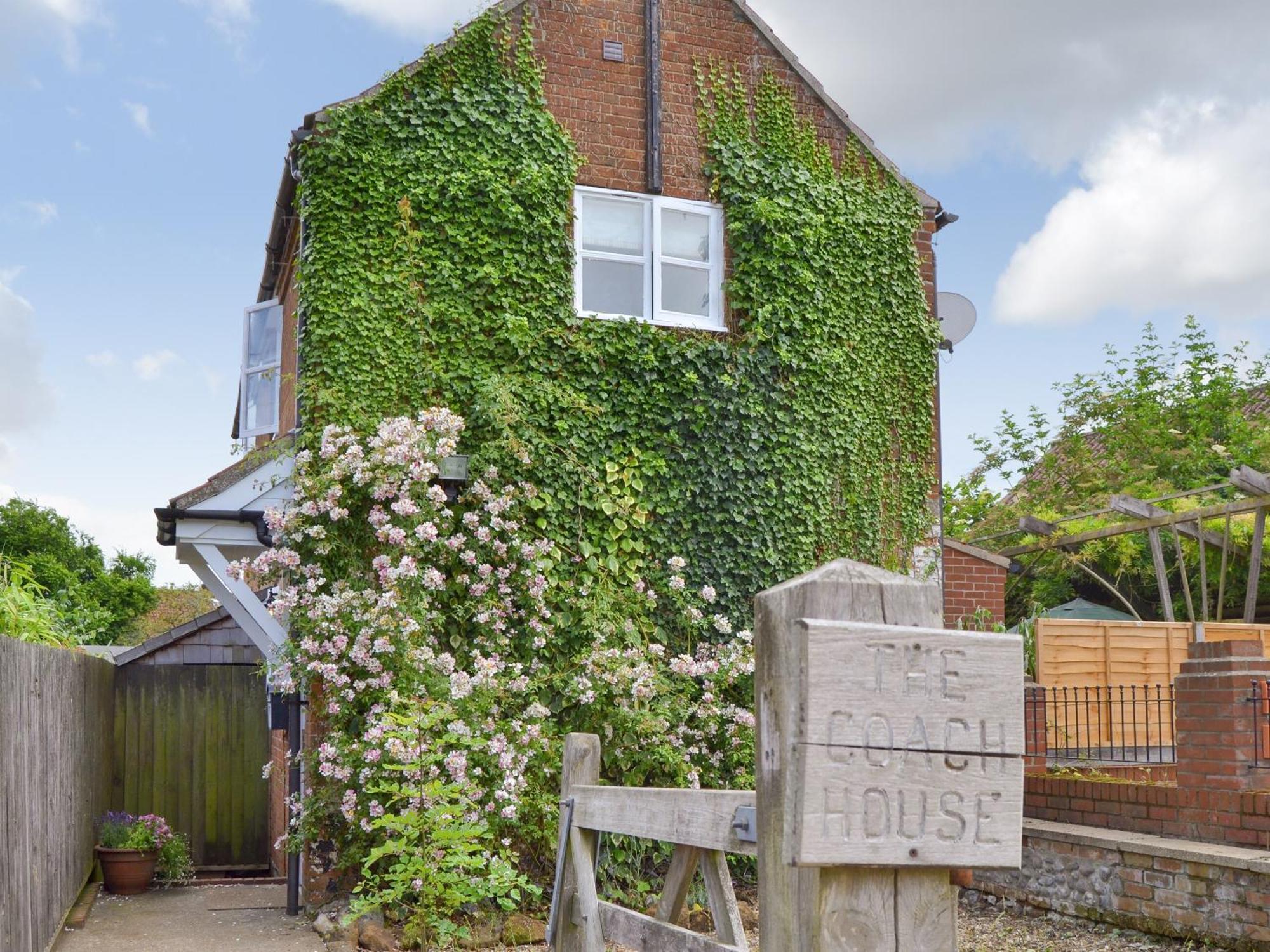 The Coach House Villa Great Ryburgh Exterior photo